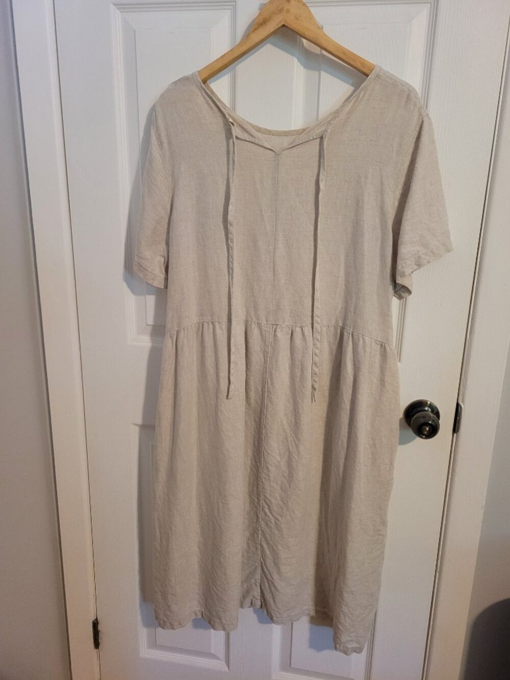 Linen dress - Picture 2 of 2